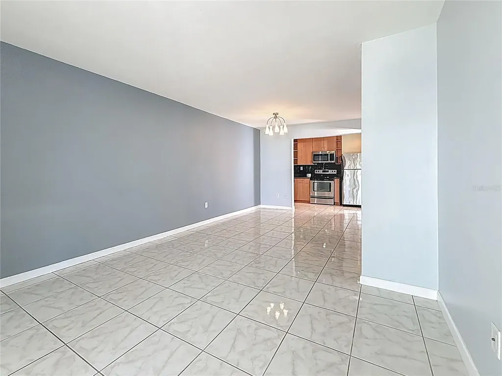 2625 State Road 590 Clearwater FL 33759