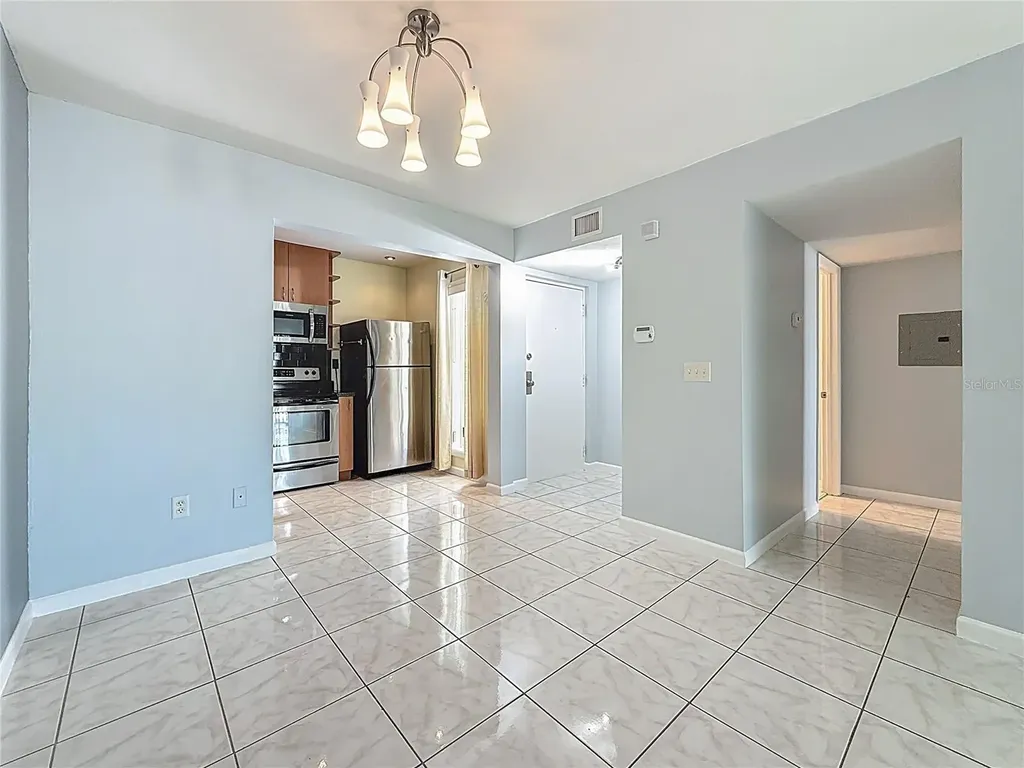 2625 State Road 590 Clearwater FL 33759