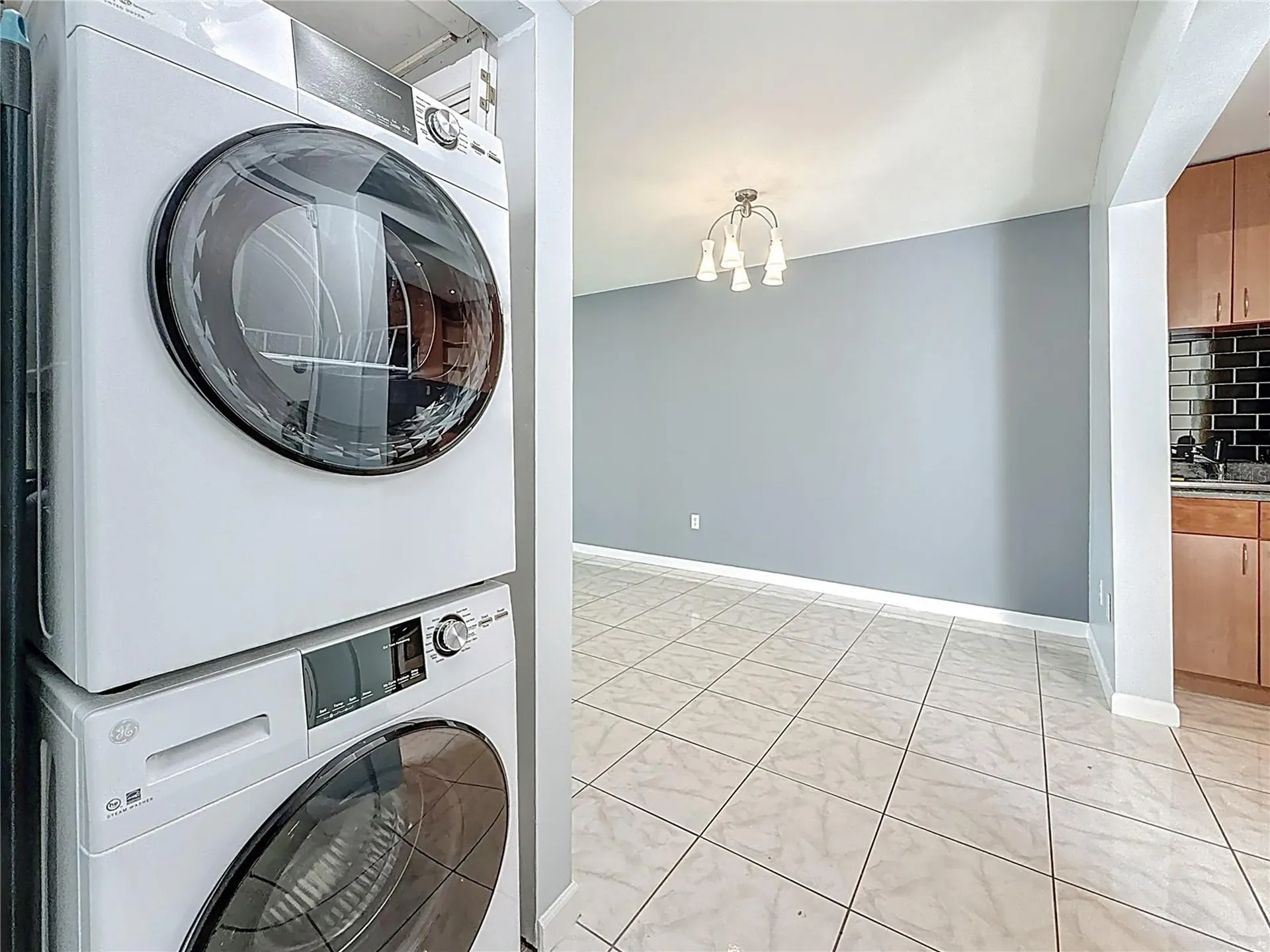 2625 State Road 590 Clearwater FL 33759