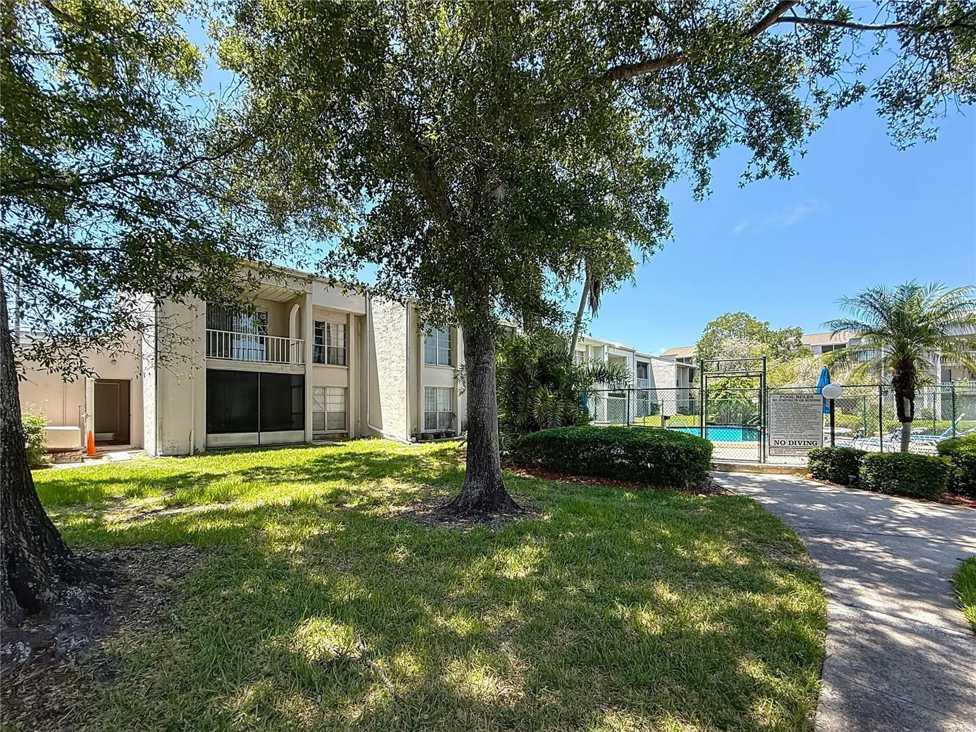 2625 State Road 590 Clearwater FL 33759