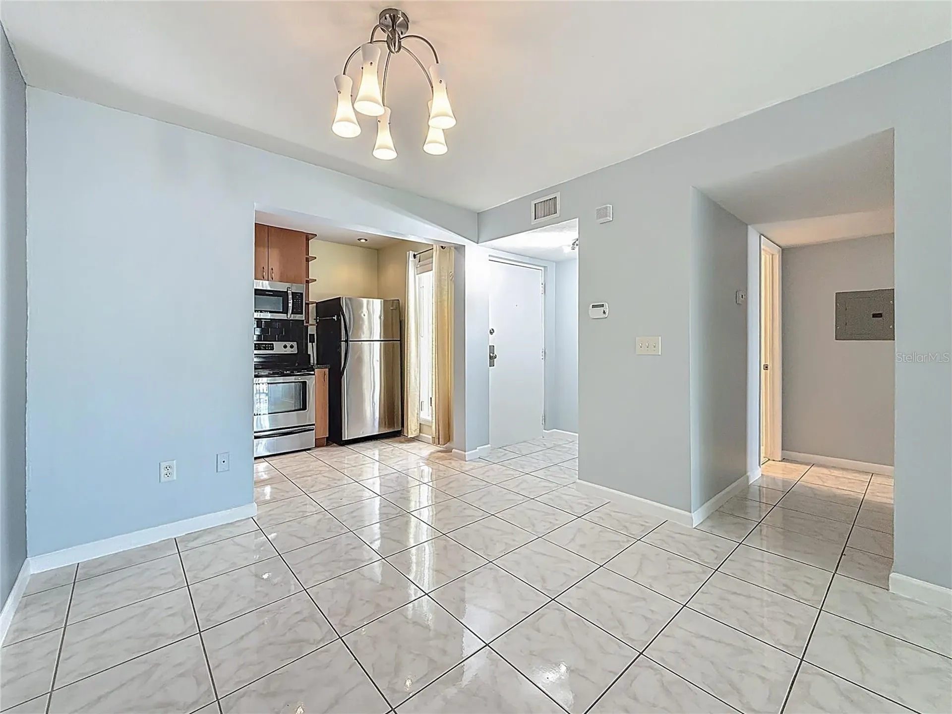 2625 State Road 590 Clearwater FL 33759