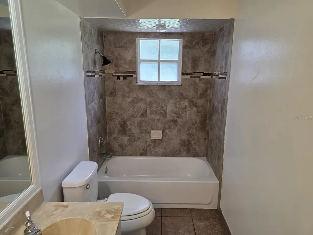 619 Knowles Road Brandon FL 33511