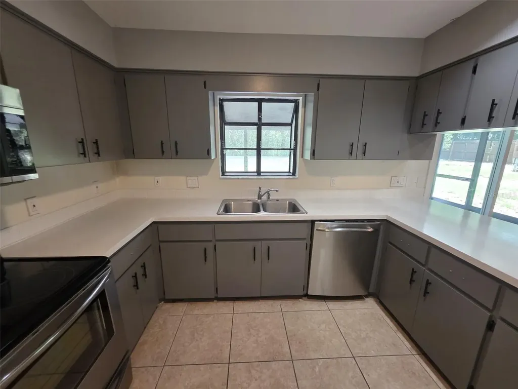 619 Knowles Road Brandon FL 33511