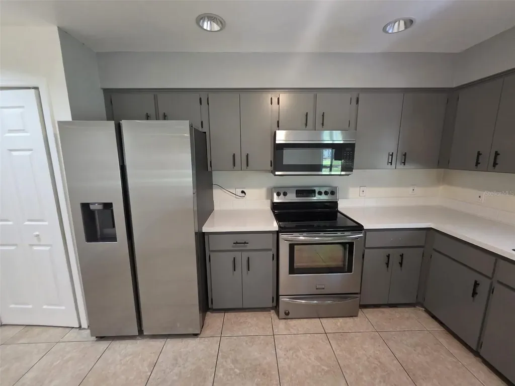 619 Knowles Road Brandon FL 33511
