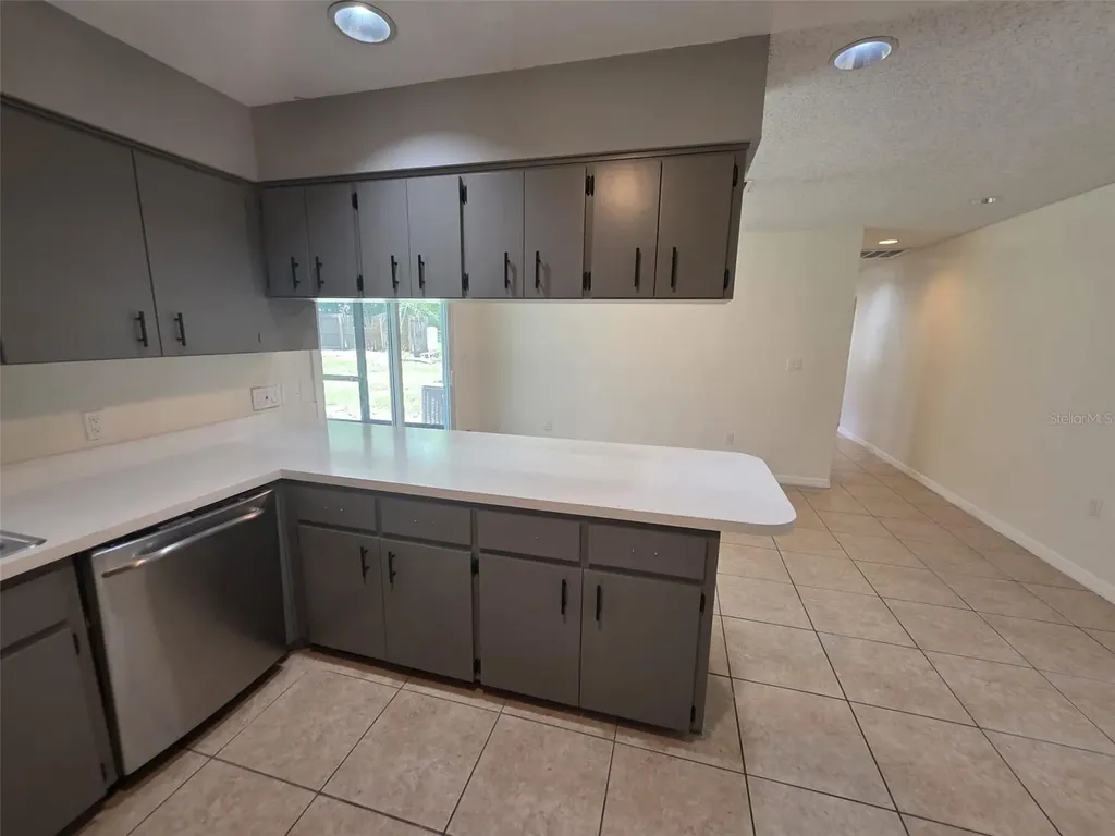 619 Knowles Road Brandon FL 33511