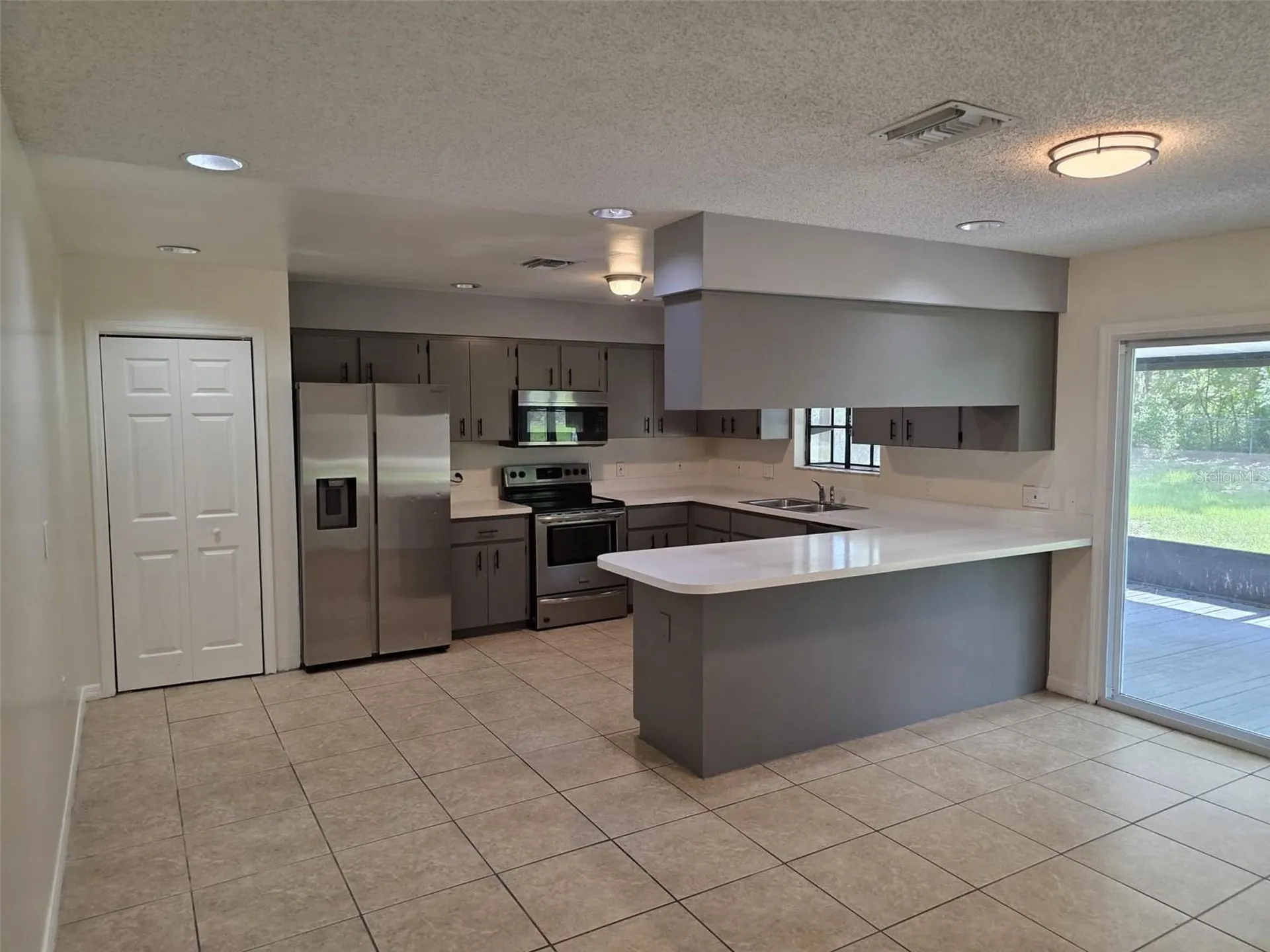 619 Knowles Road Brandon FL 33511