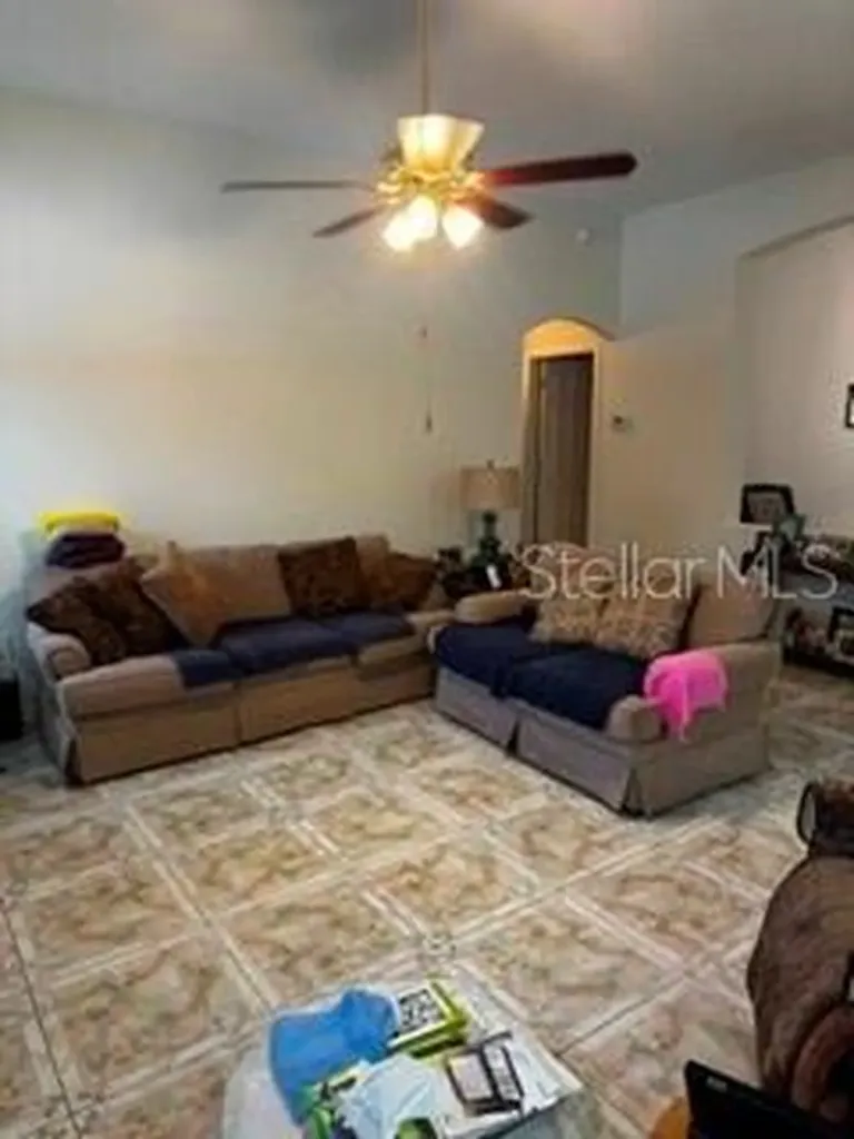 8806 Cypress Hammock Drive Tampa FL 33614