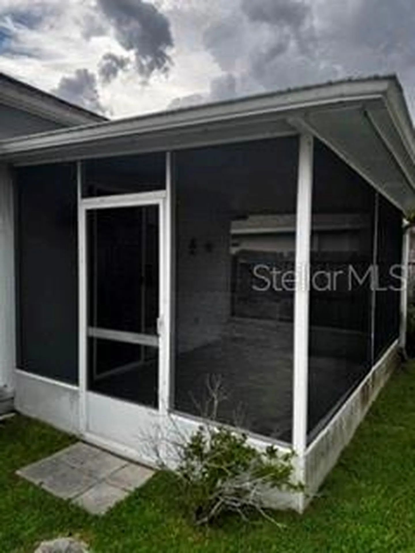 8806 Cypress Hammock Drive Tampa FL 33614