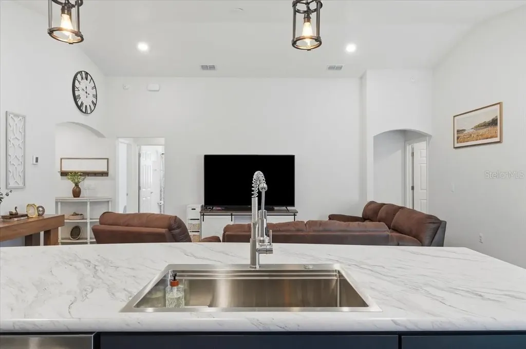 6329 Gardner Drive Lakeland FL 33813