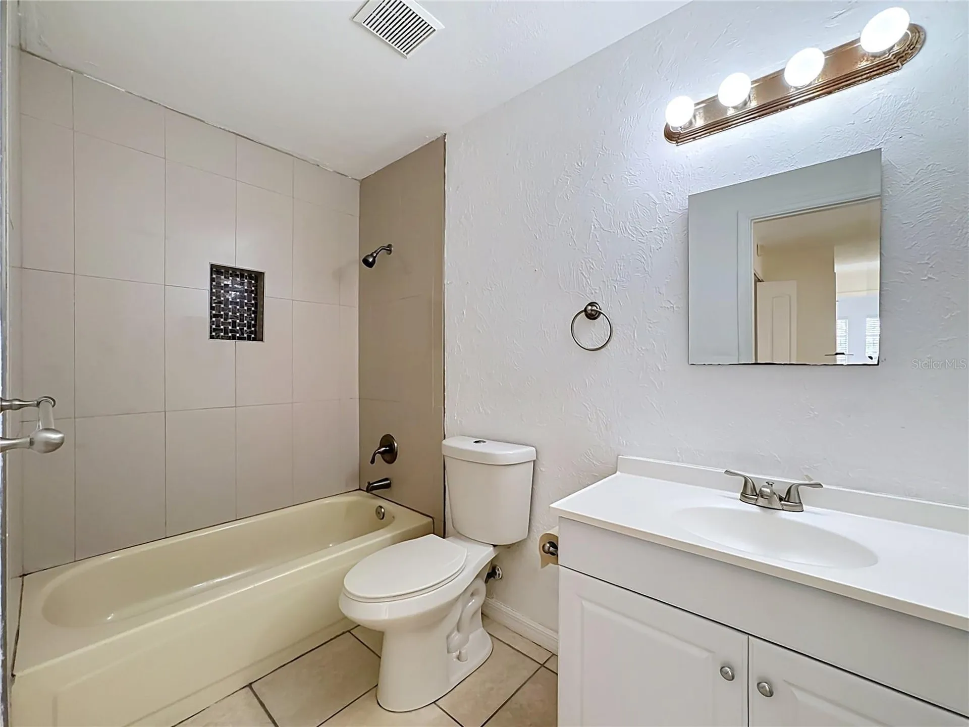 5664 25th Street Circle E Bradenton FL 34203