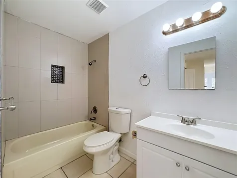 5664 25th Street Circle E Bradenton FL 34203