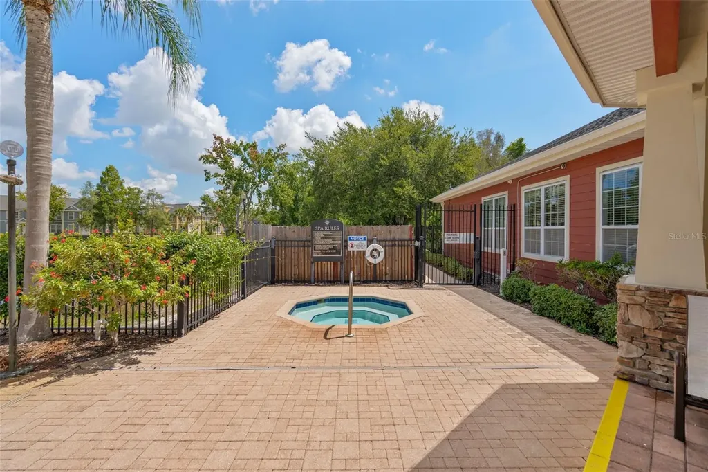 5611 Bidwell Parkway Sarasota FL 34233
