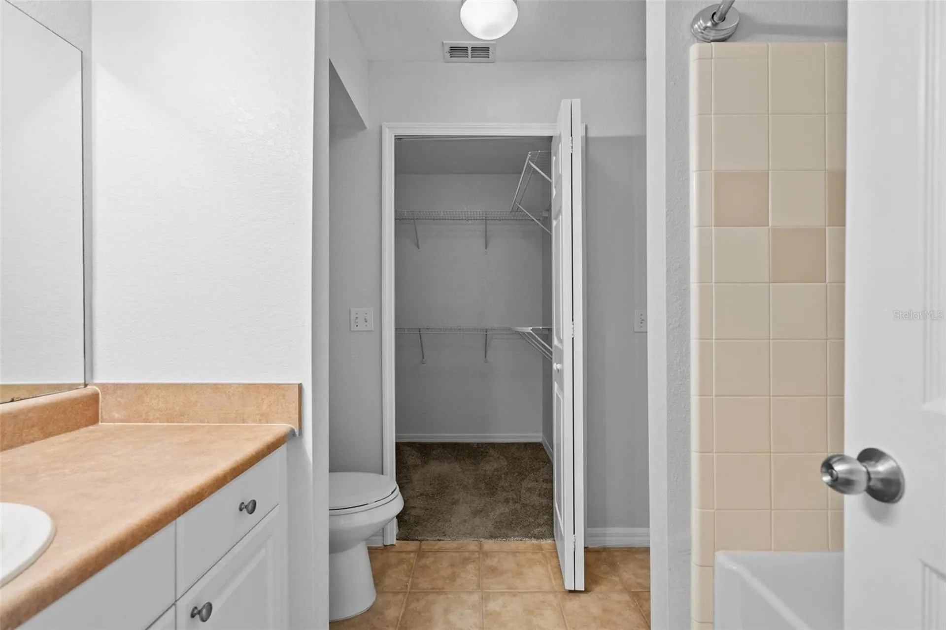 5611 Bidwell Parkway Sarasota FL 34233