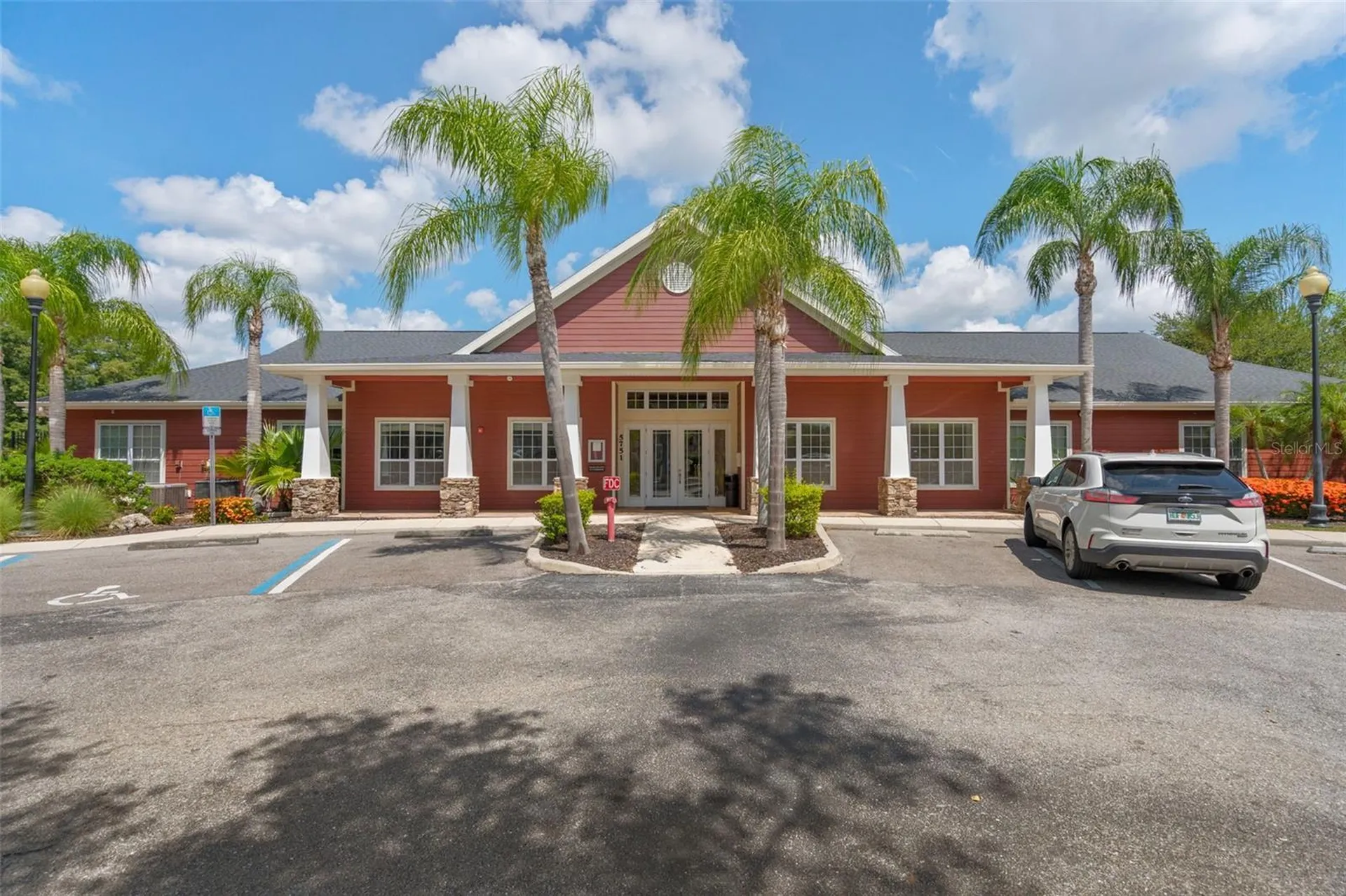5611 Bidwell Parkway Sarasota FL 34233