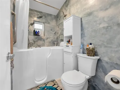 1604 Coppersmith Court Lutz FL 33559