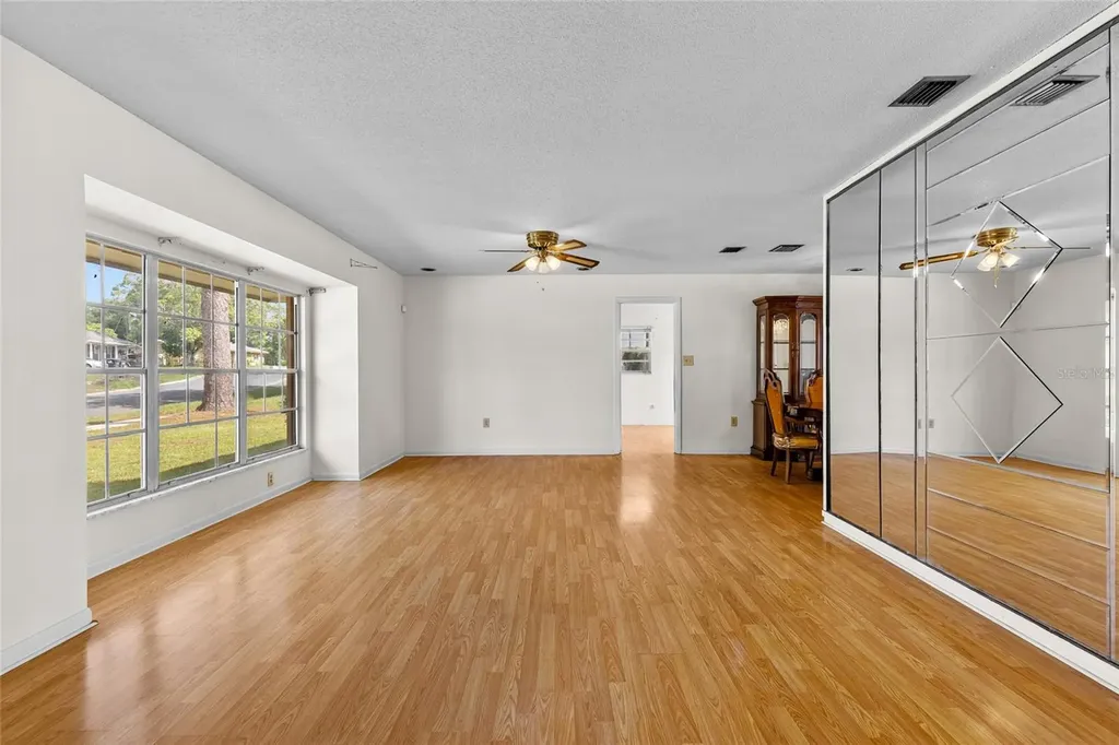 2091 Longfellow Court Orlando FL 32818
