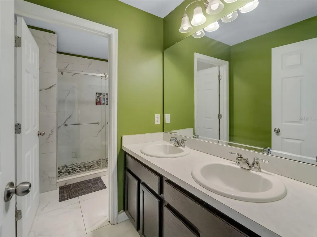 624 Sardinia Circle Davenport FL 33837