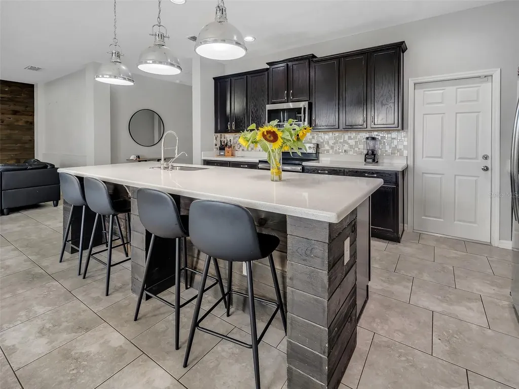 624 Sardinia Circle Davenport FL 33837