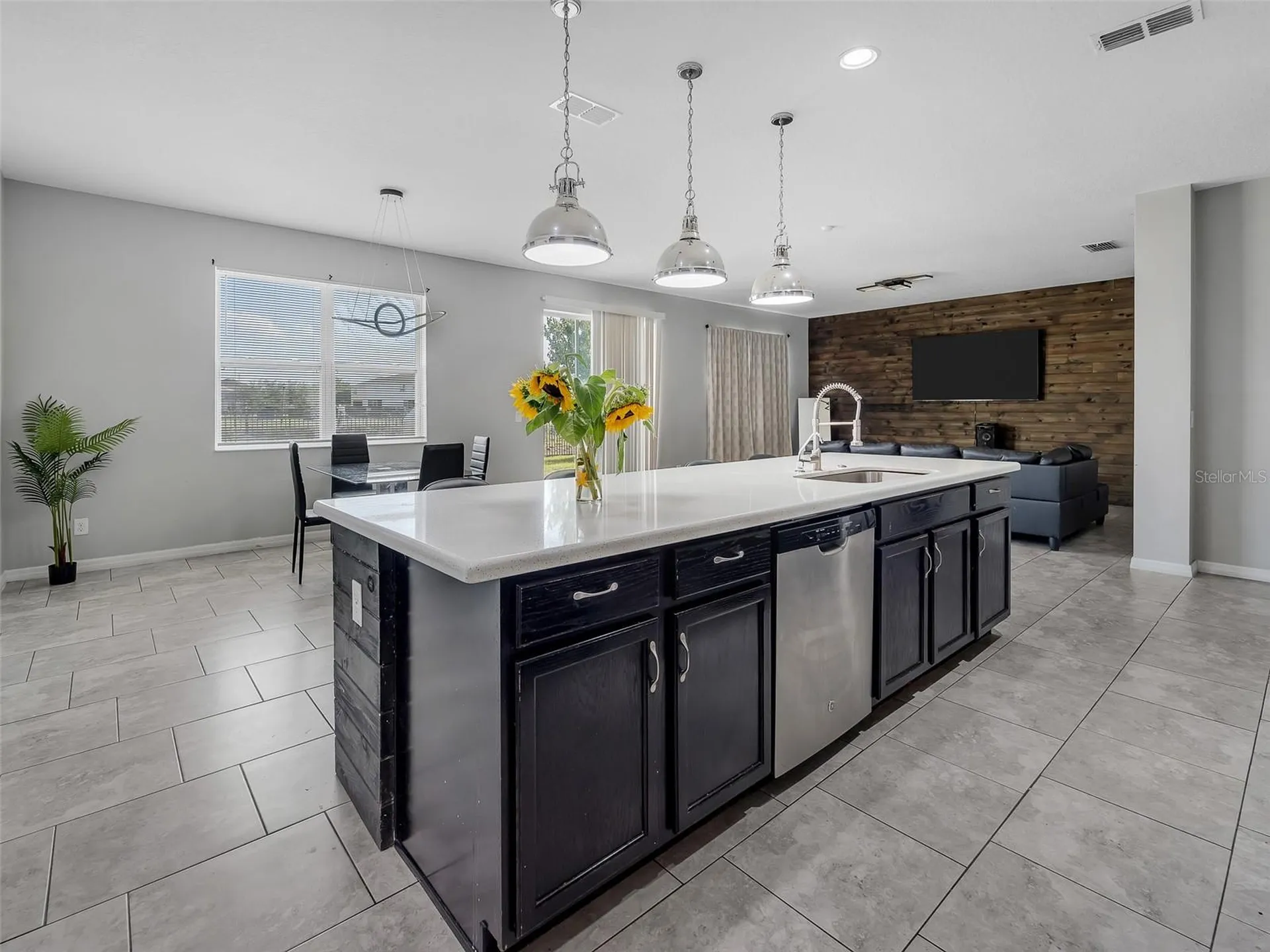 624 Sardinia Circle Davenport FL 33837