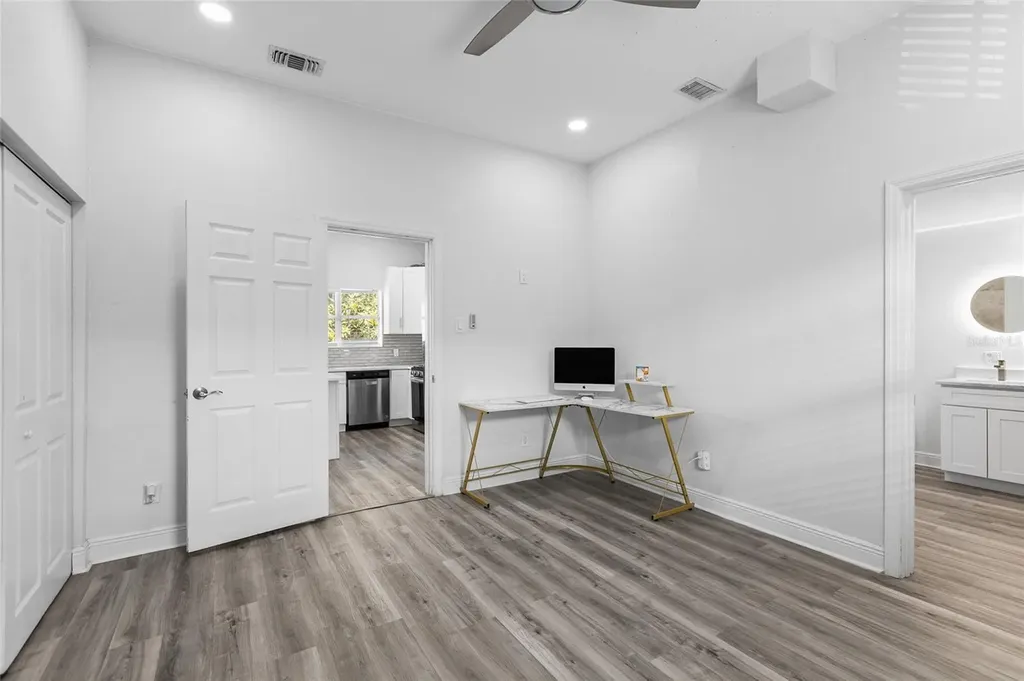 2506 W Main Street Tampa FL 33607