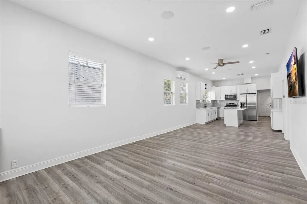 2506 W Main Street Tampa FL 33607