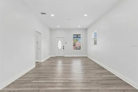 2506 W Main Street Tampa FL 33607