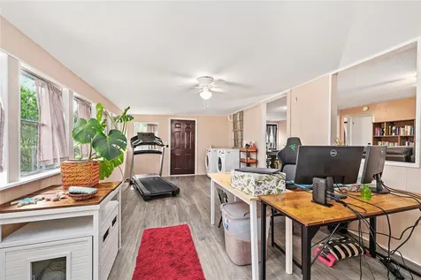 25140 NE 133rd Place Salt Springs FL 32134