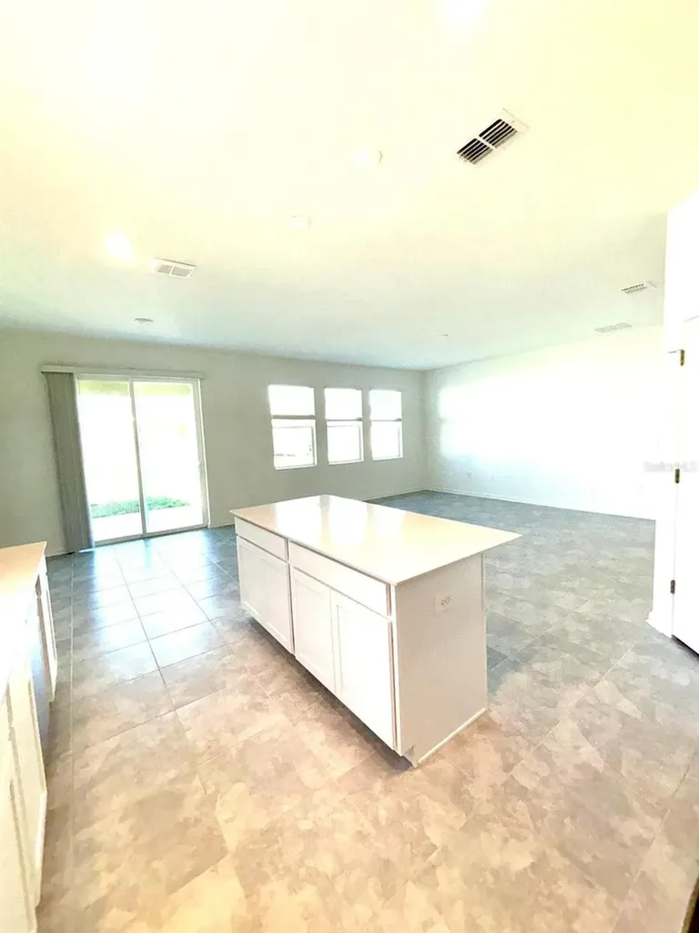 541 Hatteras Road Davenport FL 33837