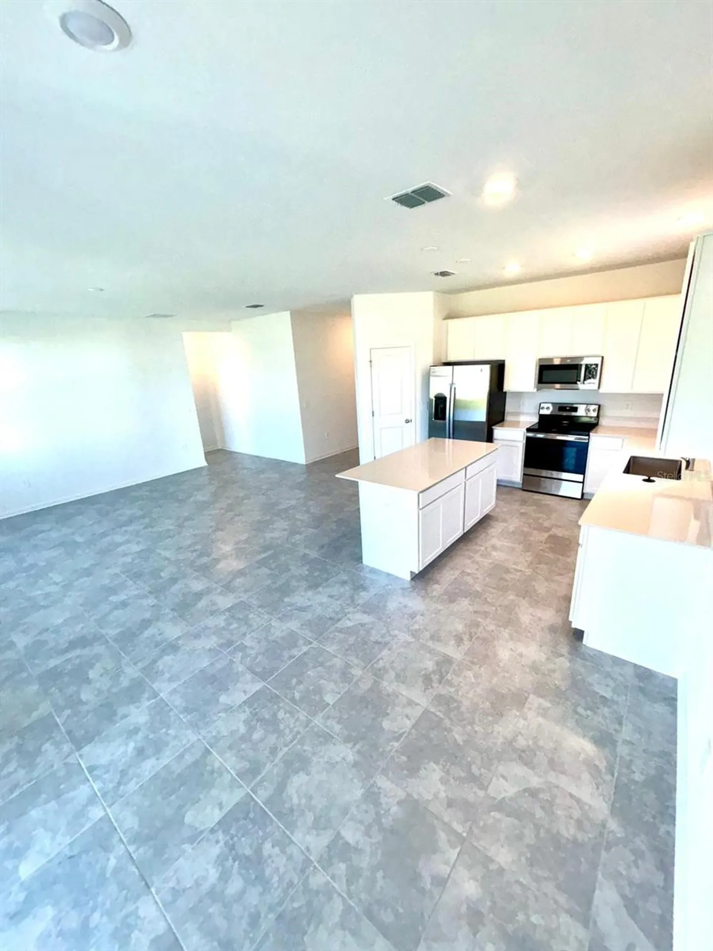 541 Hatteras Road Davenport FL 33837