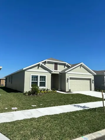 541 Hatteras Road Davenport FL 33837