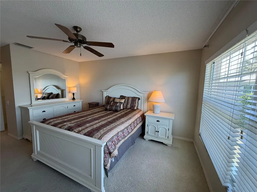 4211 Caddie Drive E Bradenton FL 34203