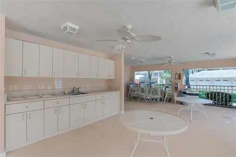 4211 Caddie Drive E Bradenton FL 34203