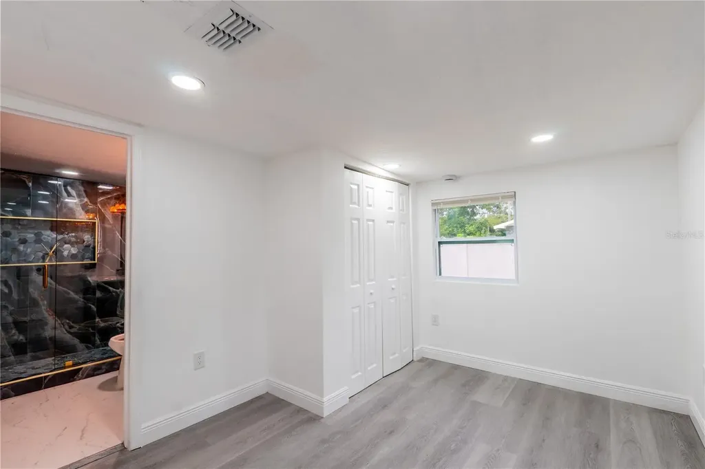 3925 W Norfolk Street Tampa FL 33614