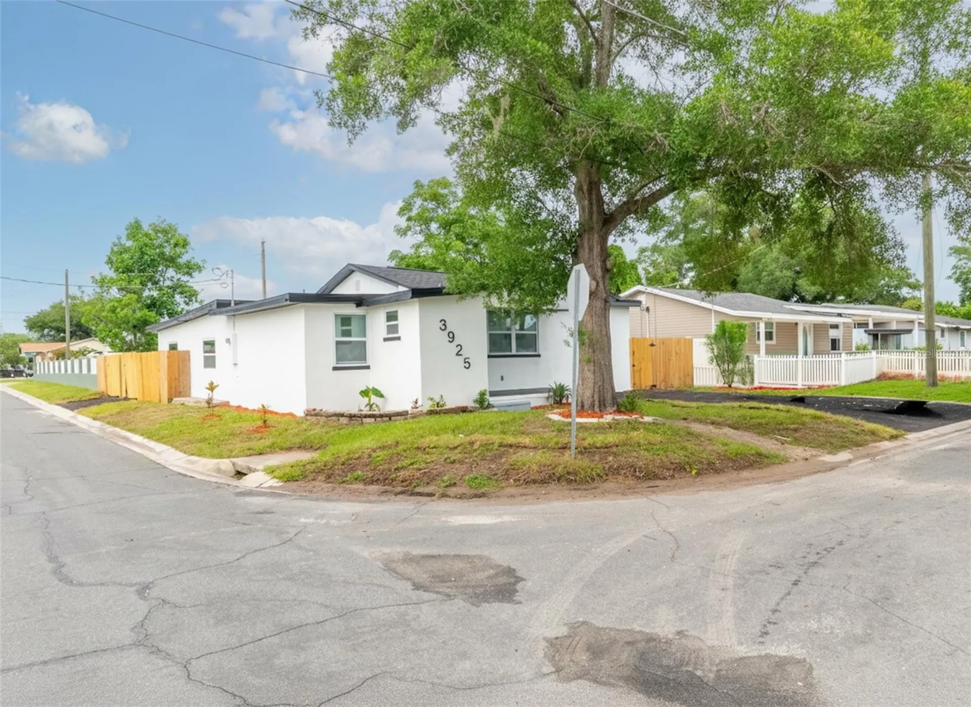 3925 W Norfolk Street Tampa FL 33614