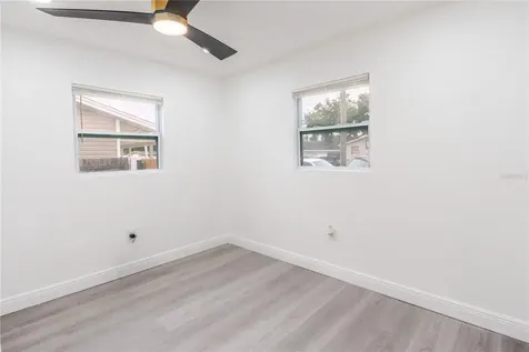 3925 W Norfolk Street Tampa FL 33614