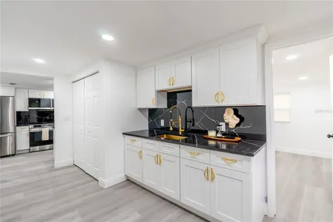3925 W Norfolk Street Tampa FL 33614