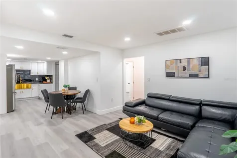 3925 W Norfolk Street Tampa FL 33614