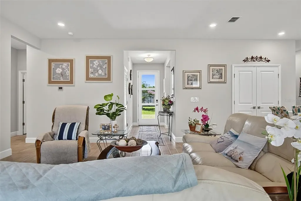17 Ferngate Lane Palm Coast FL 32137