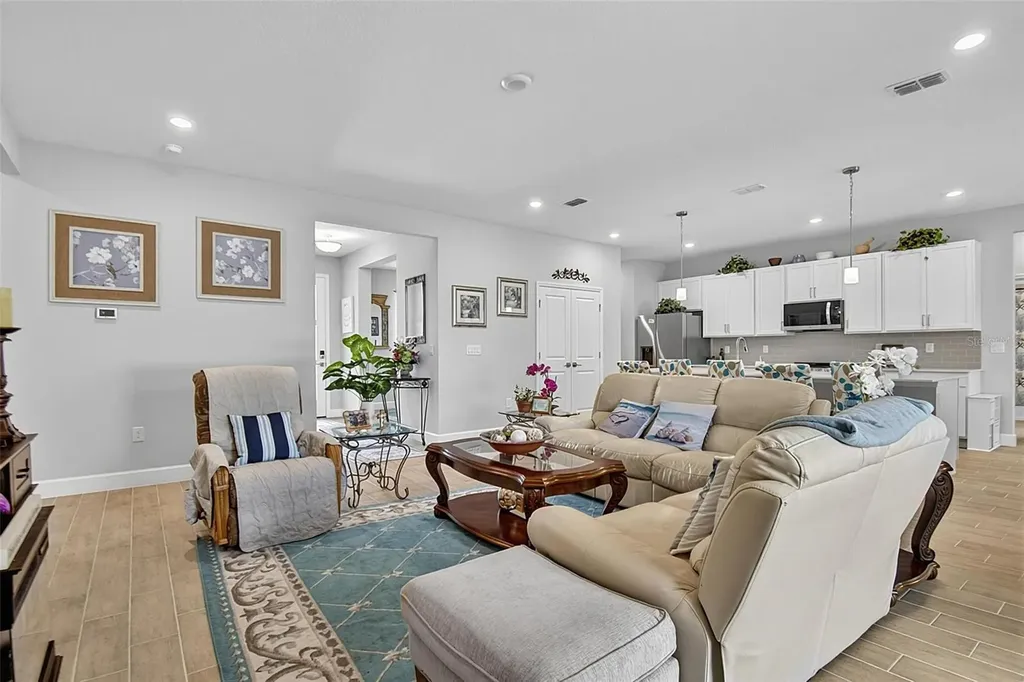 17 Ferngate Lane Palm Coast FL 32137