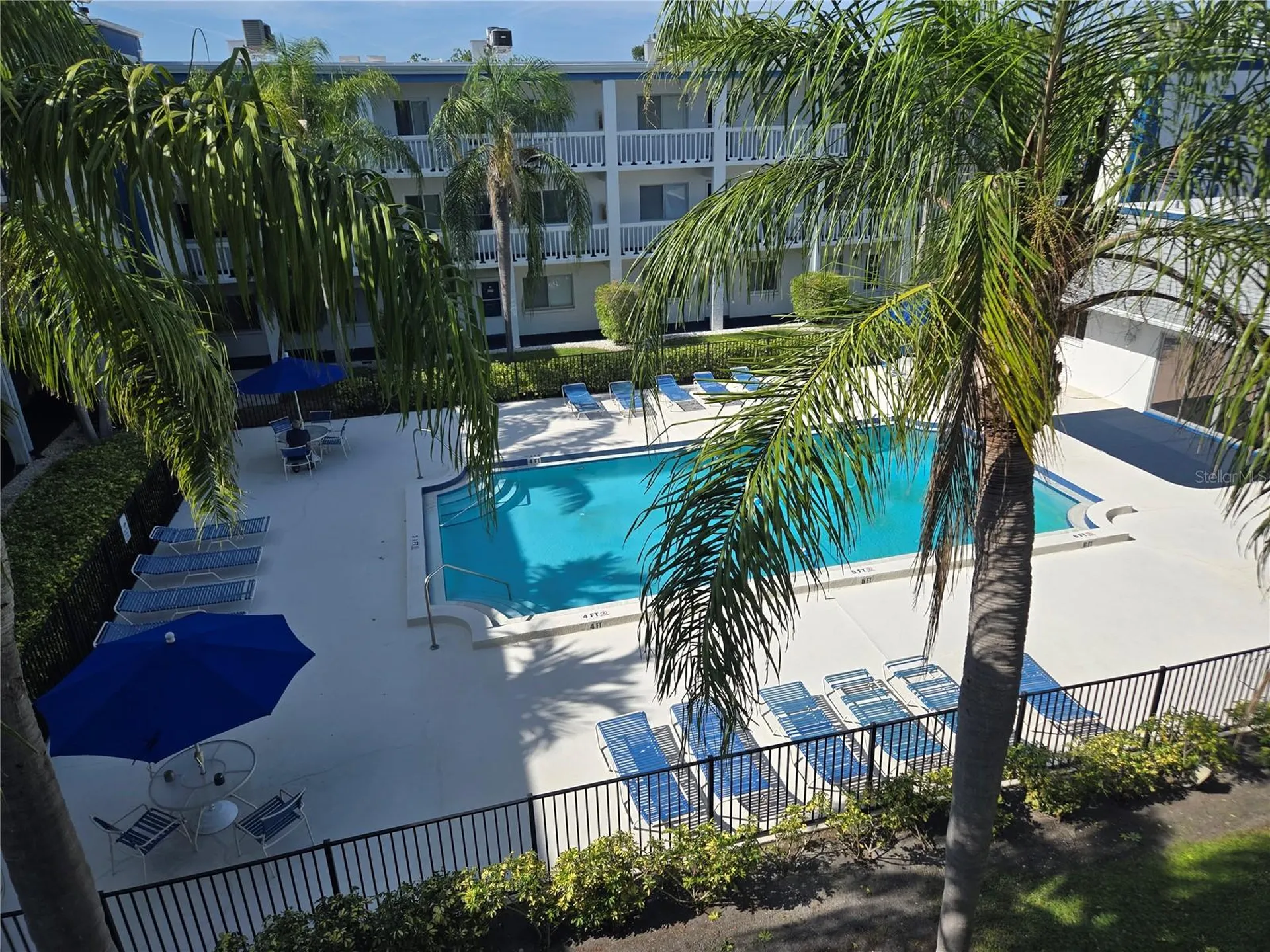 350 79th Avenue N St Petersburg FL 33702