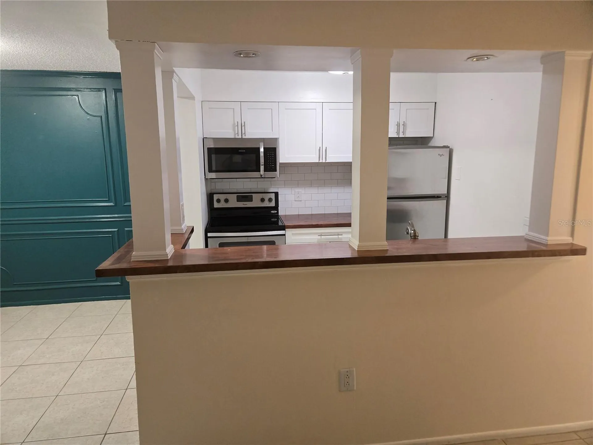 350 79th Avenue N St Petersburg FL 33702