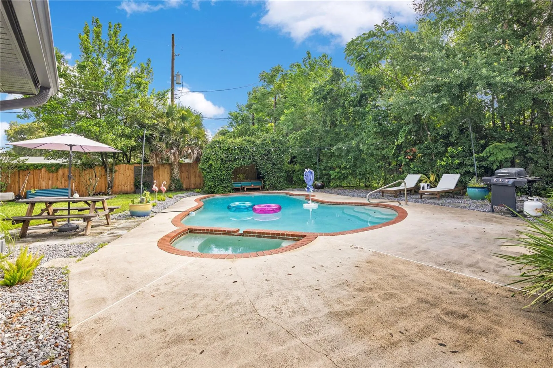 2537 Vine Street Orlando FL 32806