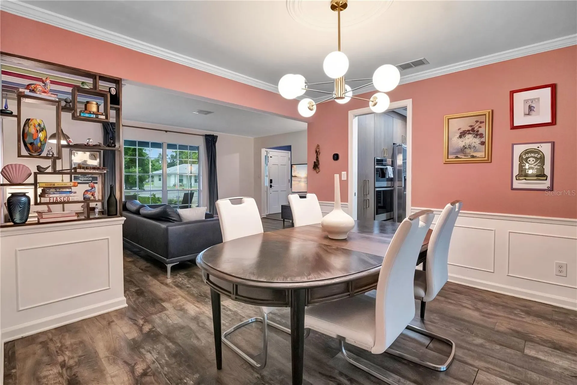 2537 Vine Street Orlando FL 32806