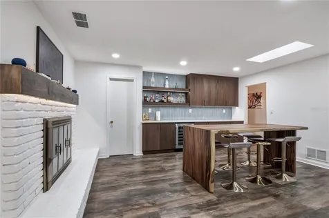 2537 Vine Street Orlando FL 32806