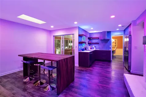 2537 Vine Street Orlando FL 32806