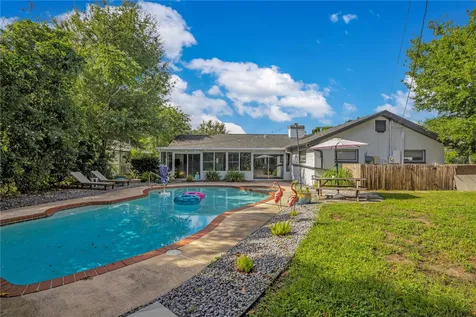 2537 Vine Street Orlando FL 32806