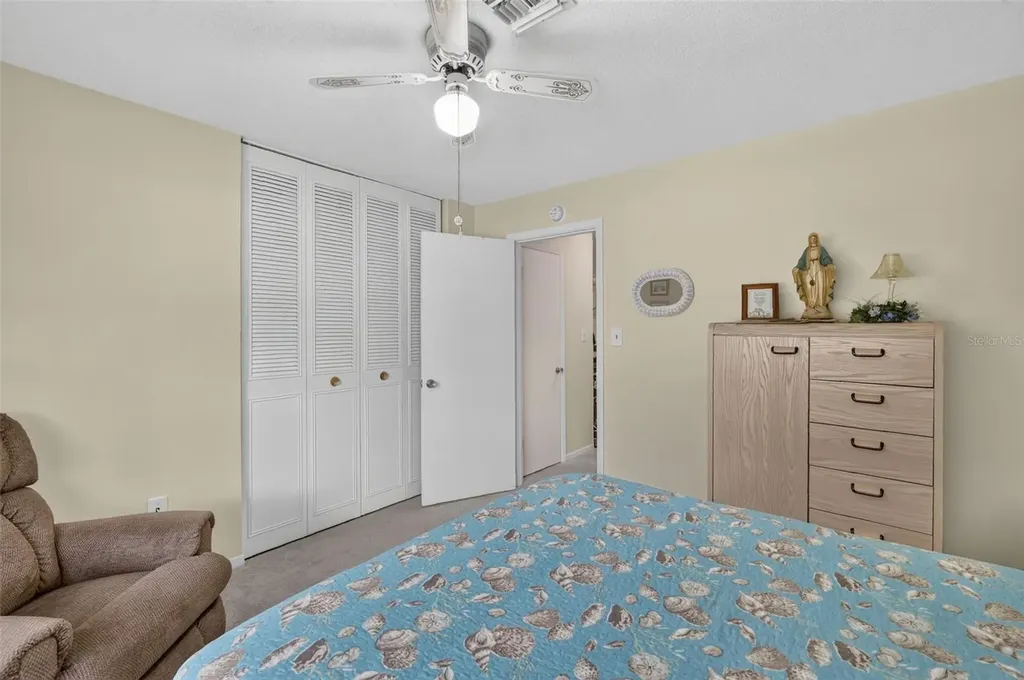 445 S Grandview Street Mount Dora FL 32757