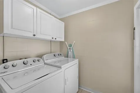 445 S Grandview Street Mount Dora FL 32757
