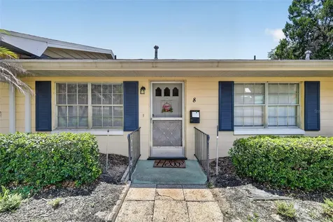 445 S Grandview Street Mount Dora FL 32757