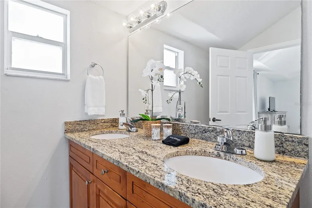 9415 Citrus Glen Place Tampa FL 33618